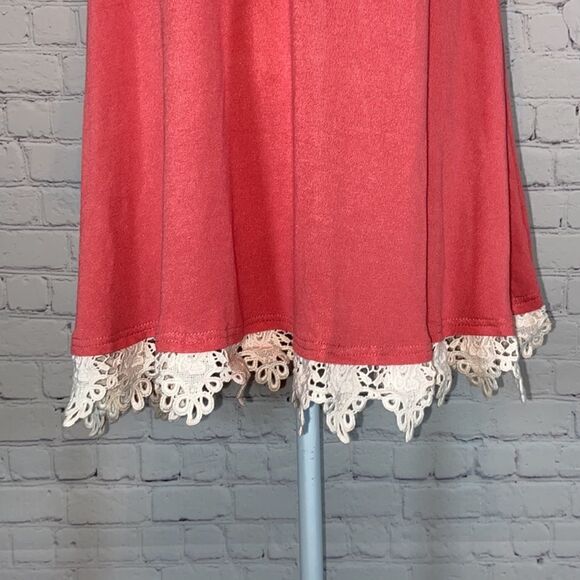 Umgee Salmon Embroidered Hem Tunic - Picture 4 of 9
